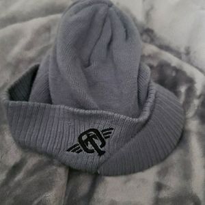 Tapout beanie